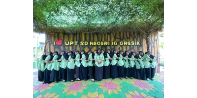 Guru dan Tenaga Kependidikan UPT SD Negeri 16 Gresik
